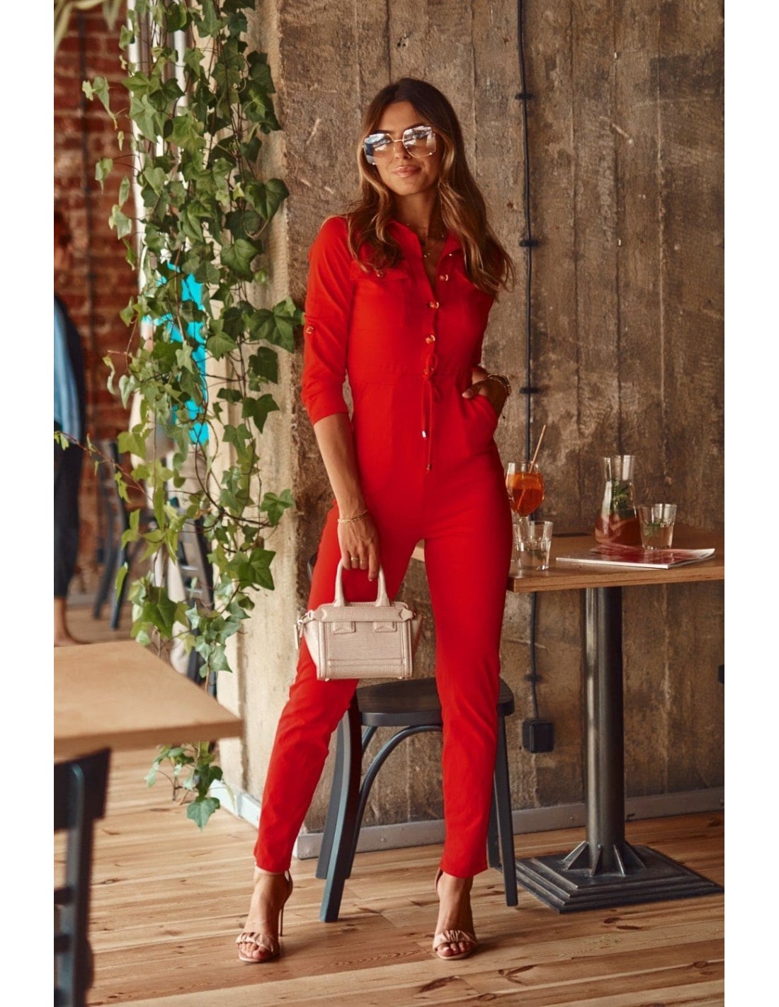 Women\'s jumpsuit with a collar, red FK598 - Online store - Boutique